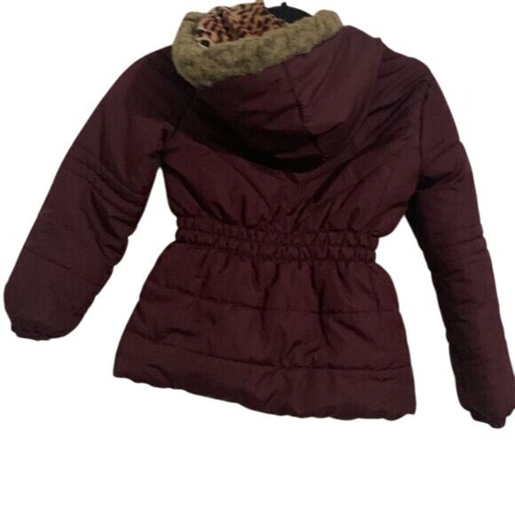 Weathertamer Girls Burgundy Hooded Puffer Jacket With Faux Fur Trim Size S/7-8 - Picture 5 of 7